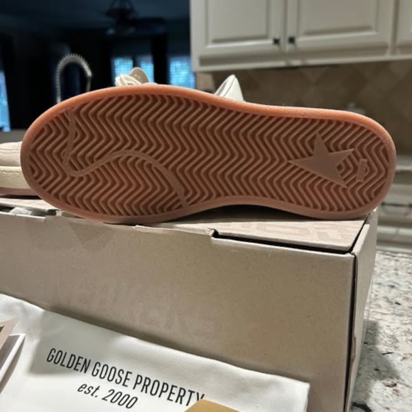 NEW Golden Goose OurBall Star sneakers Sz 8.5/ 39 - Picture 5 of 6